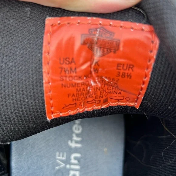 Harley Davidson woman’s riding black boots with zip up side/tie up middle. S:7.5 - Picture 11 of 12